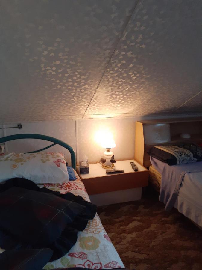 Bienvevus Chez Rino-Hugues Bed and Breakfast Trois-Pistoles Εξωτερικό φωτογραφία